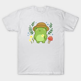 Cute Frog with Hat Mushroom Kawaii Aesthetic Cottagecore T-Shirt